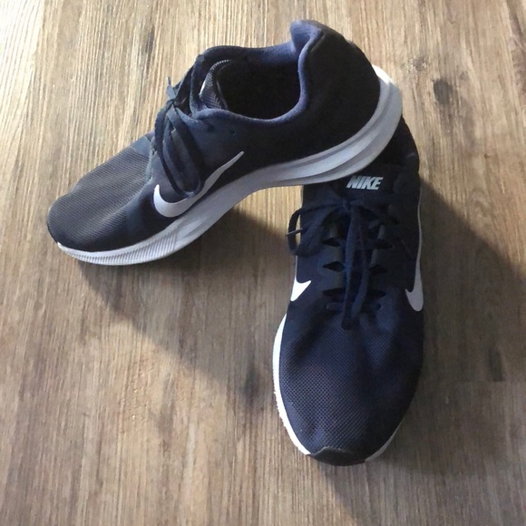 Nike Other - 🟢BOGO🟢 🎉Host Pick🎉🎉EUC Nike Downshifter 8